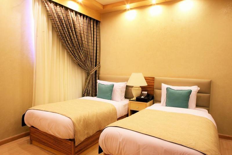 Imperial Suites Hotel Beirut Bagian luar foto